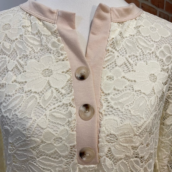NWOT BiBi Sheer Lace Top - Picture 2 of 8